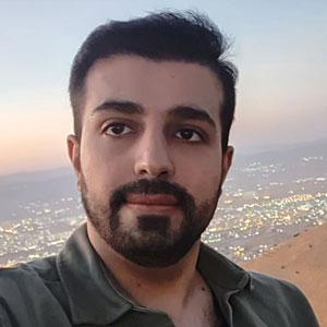 ئەحمەد کەریم